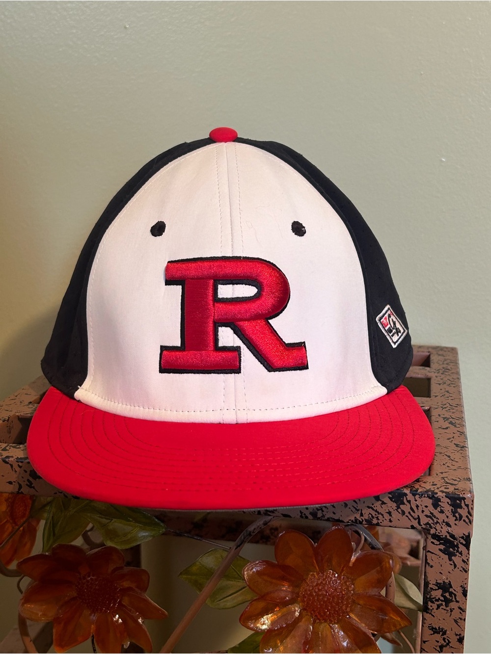 The Game Rutgers Scarlet Knights Hat Cap Stretch Fit Black White Red Block R M/L